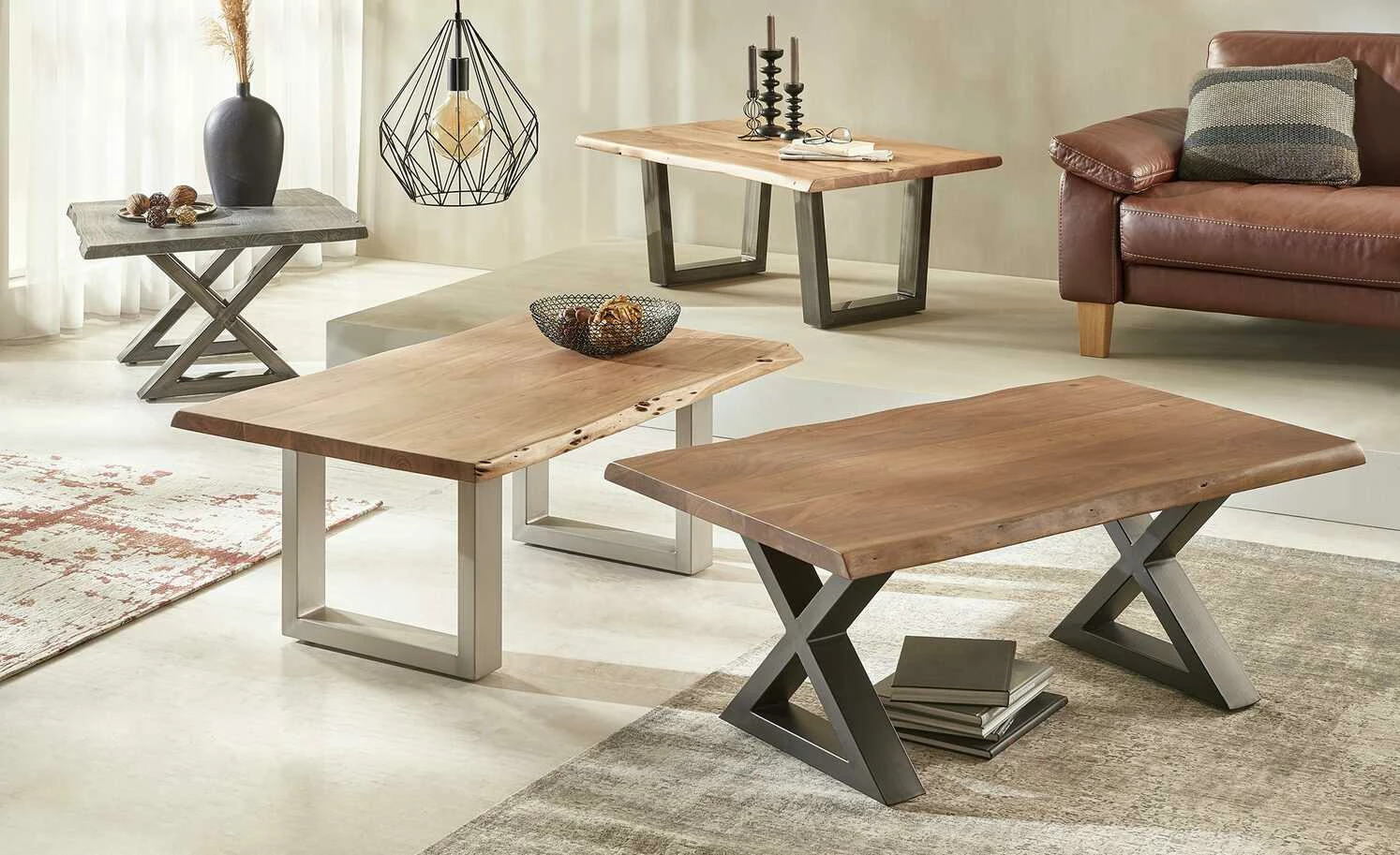 Woodford Couchtisch Alabria Woodford Couchtisch Alabria | Akazie Grau 75 x 75 cm Antikgrau Gestell in X-Form -Tische Verkäufe 11327322 17 202205311237